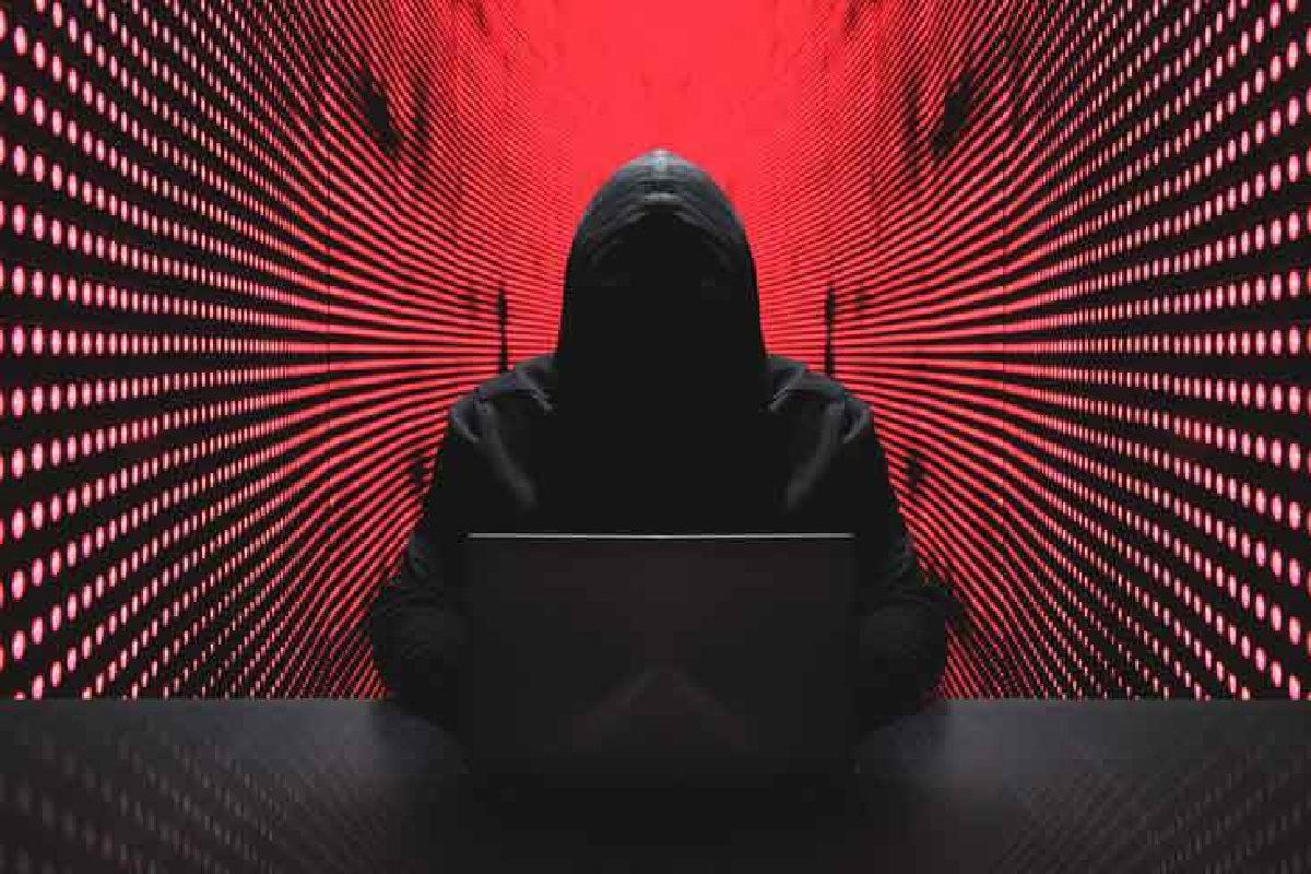 دستگیری کارمند آمازون به جرم کلاهبرداری و سرقت داده‌ها